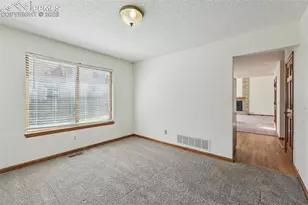 4925 Townsend Dr, Colorado Springs, CO 80922 - Photo 9