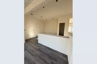 9053 Peaceful Valley Road, Colorado Springs, CO 80925 - Photo 11