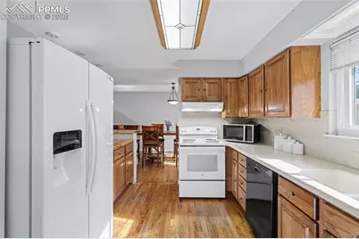 6417 Dewsbury Drive, Colorado Springs, CO 80918 - Photo 11