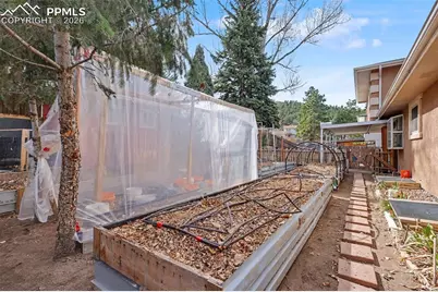 6417 Dewsbury Drive, Colorado Springs, CO 80918 - Photo 37