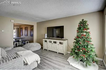 524 Shady Crest Circle, Colorado Springs, CO 80916 - Photo 5