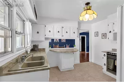 1512 Saratoga Road, Pueblo, CO 81001 - Photo 11