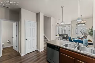 4224 Mesa Overlook Point, Colorado Springs, CO 80923 - Photo 9