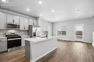 1117 Babette Hts, Colorado Springs, CO 80904 - Photo 3