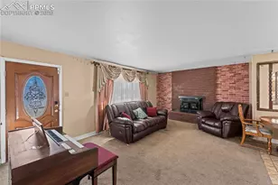 61 Radcliff Ln, Pueblo, CO 81005 - Photo 5