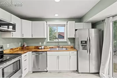 10994 Tidal Run Circle, Fountain, CO 80817 - Photo 15