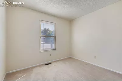 6040 Eagles Nest Court, Colorado Springs, CO 80918 - Photo 15