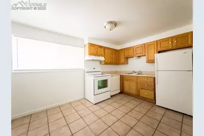 2136 Friendship Place, Colorado Springs, CO 80904 - Photo 5