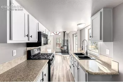19253 E Highway 24 #40, Woodland Park, CO 80863 - Photo 11