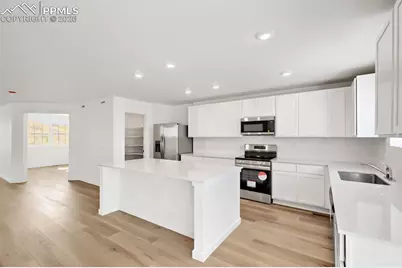 2648 Lower Crags Point, Colorado Springs, CO 80907 - Photo 5