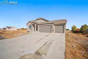 381 E Joe Martinez Blvd, Pueblo, CO 81007 - Photo 3