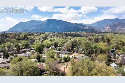 138 Rainbow Place, Colorado Springs, CO 80906 - Photo 3