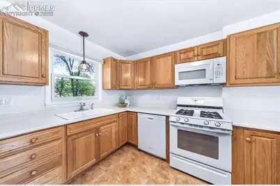 138 Rainbow Place, Colorado Springs, CO 80906 - Photo 19