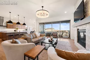 3437 Crst Holw Vw, Colorado Springs, CO 80904 - Photo 5