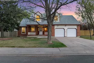 205 Tamarron Dr, Colorado Springs, CO 80919 - Photo 3