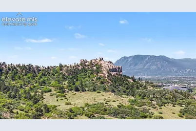 840 Pulpit Rock Circle, Colorado Springs, CO 80918 - Photo 9