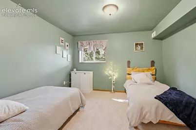6945 Meadowwood Place, Colorado Springs, CO 80918 - Photo 33