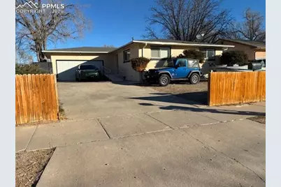 1109 Mesa Avenue, Pueblo, CO 81004 - Photo 1