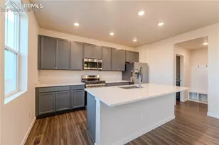 8172 Goldenray Pl, Colorado Springs, CO 80908 - Photo 7