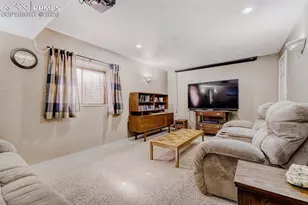 6707 Fountain Ridge Cir, Fountain, CO 80817 - Photo 17