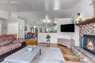 6812 Snowbird Terrace, Colorado Springs, CO 80918 - Photo 7