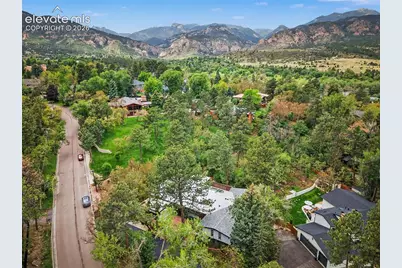 10 Heather Drive, Colorado Springs, CO 80906 - Photo 3