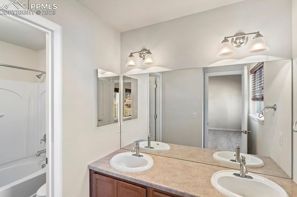 726 Vis Verde Hts, Woodmoor CO 80132-8645 exterior