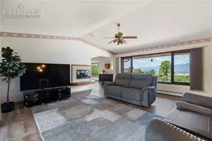 380 Scrub Oak Cir, Monument, CO 80132 - Photo 7