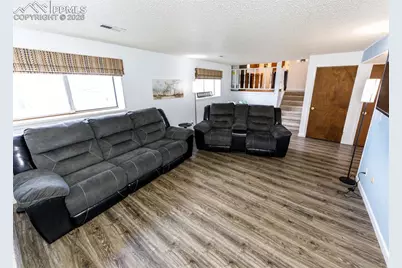 3084 Maverick Drive, Colorado Springs, CO 80918 - Photo 17