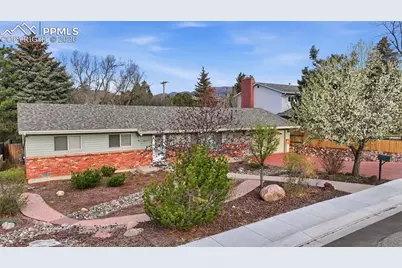 1114 Pioneer Lane, Colorado Springs, CO 80904 - Photo 5