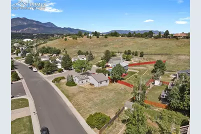 794 Crosstrail Drive, Colorado Springs, CO 80906 - Photo 13