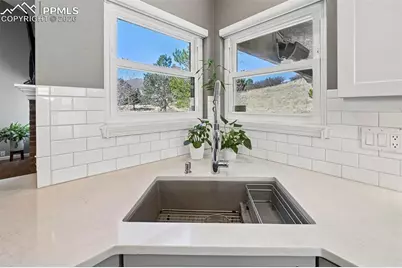 8460 Edgemont Way, Colorado Springs, CO 80919 - Photo 7