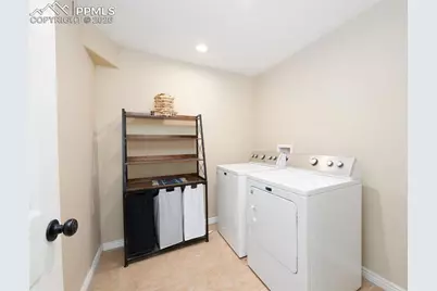 627 E Hills Road, Colorado Springs, CO 80909 - Photo 21