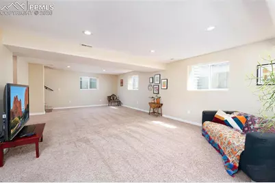 627 E Hills Road, Colorado Springs, CO 80909 - Photo 15