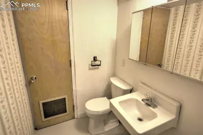 2708 Pennsylvania Avenue, Colorado Springs, CO 80907 - Photo 33