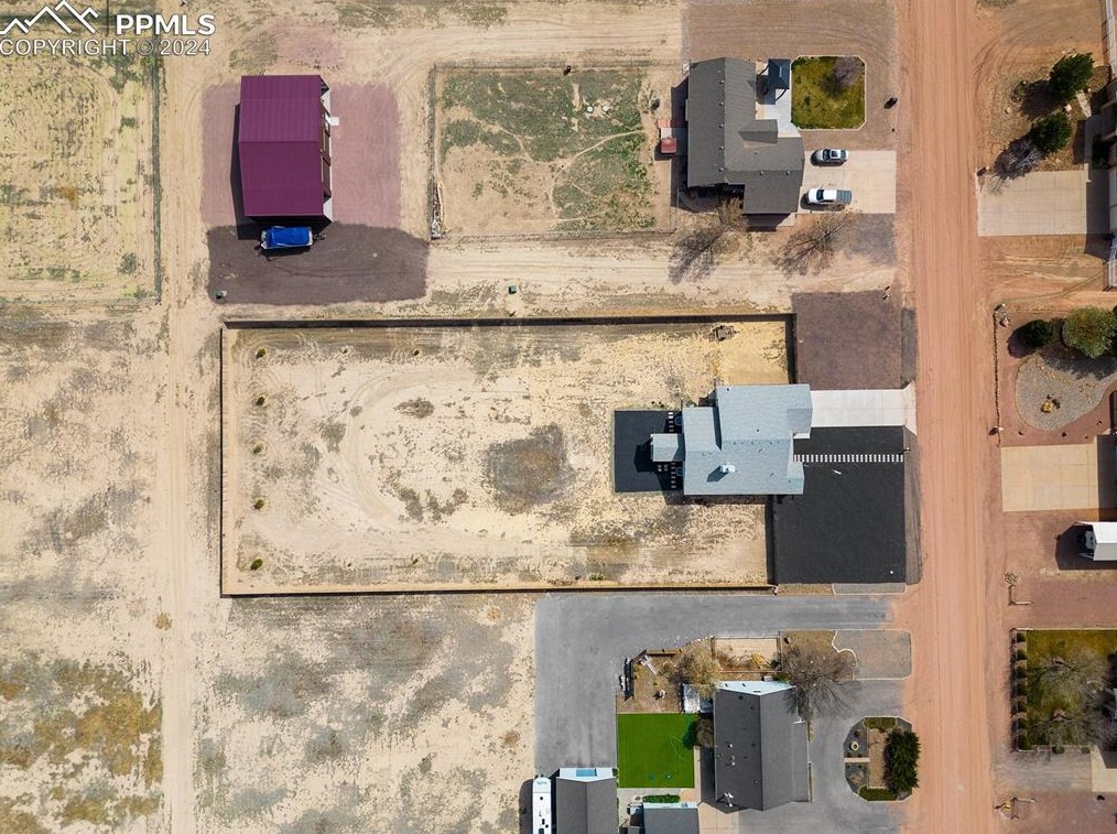 648 Calle Concordia, Pueblo CO 81007-3186 exterior