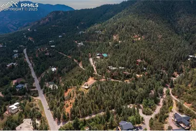 1407 Sunrise Lane, Colorado Springs, CO 80906 - Photo 5