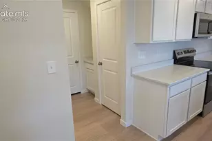 5369 Hodges Grv, Colorado Springs, CO 80925 - Photo 7
