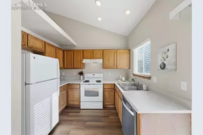 4711 Skywriter Circle, Colorado Springs, CO 80922 - Photo 11