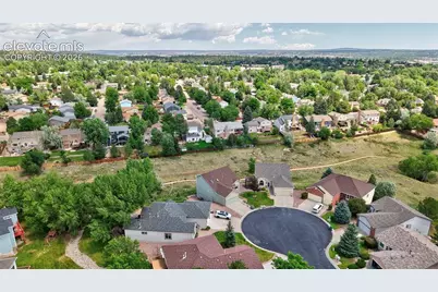 6240 Viewfield Heights, Colorado Springs, CO 80919 - Photo 15