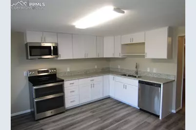 217 N Vine Street, Fountain, CO 80817 - Photo 9