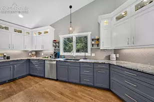 6815 Oak Valley Ln, Colorado Springs, CO 80919 - Photo 7