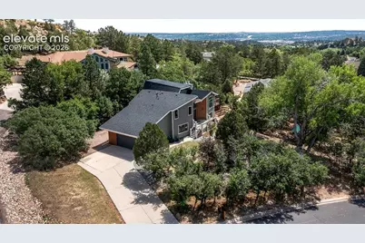6815 Oak Valley Lane, Colorado Springs, CO 80919 - Photo 45
