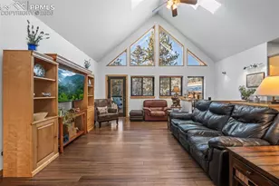 1001 E Bison Creek Trail, Divide, CO 80814 - Photo 7