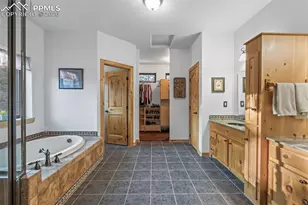 1001 E Bison Creek Trail, Divide, CO 80814 - Photo 29