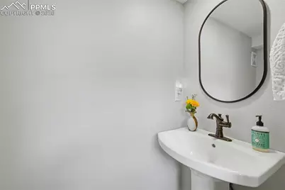 11 E Columbia Street, Colorado Springs, CO 80907 - Photo 15