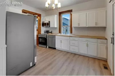 824 E Cache La Poudre Street, Colorado Springs, CO 80903 - Photo 29