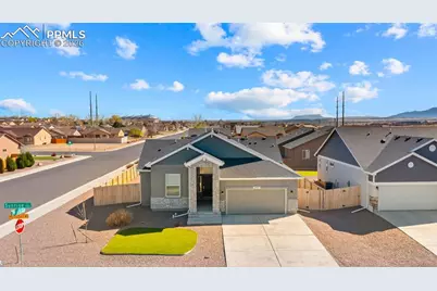 2402 Sunrise Lane, Pueblo, CO 81008 - Photo 3
