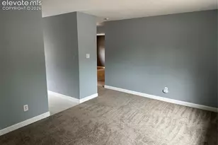 318 Bonnie Ct, Colorado Springs, CO 80916 - Photo 3