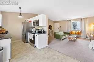 2005 Palm Dr, Colorado Springs, CO 80918 - Photo 9